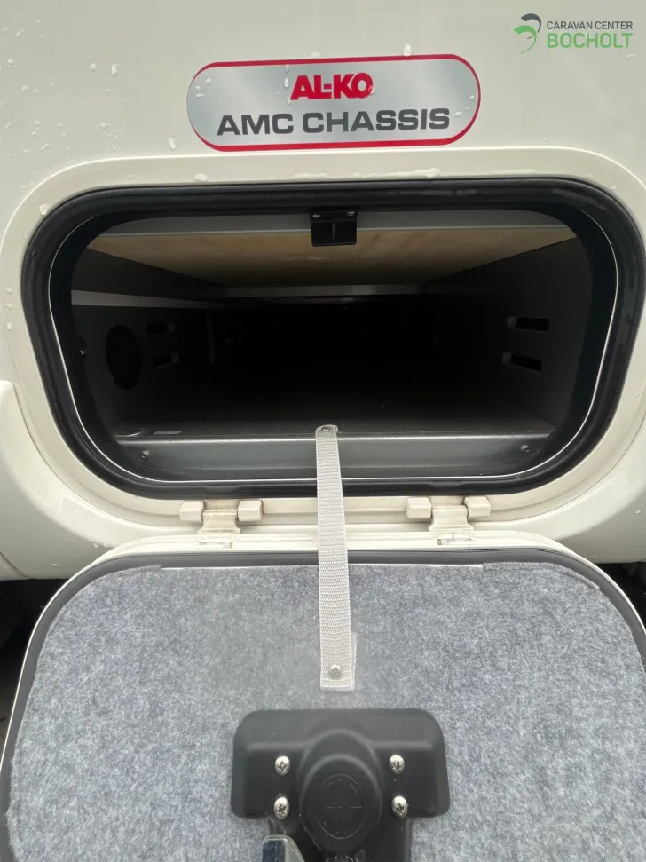 Fahrzeugbild Rapido Distinction i96 #17