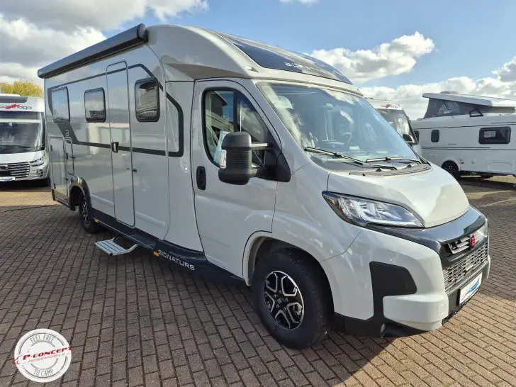 Fahrzeugbild Bürstner Signature SFT 7.0 AHK*3,5t #1