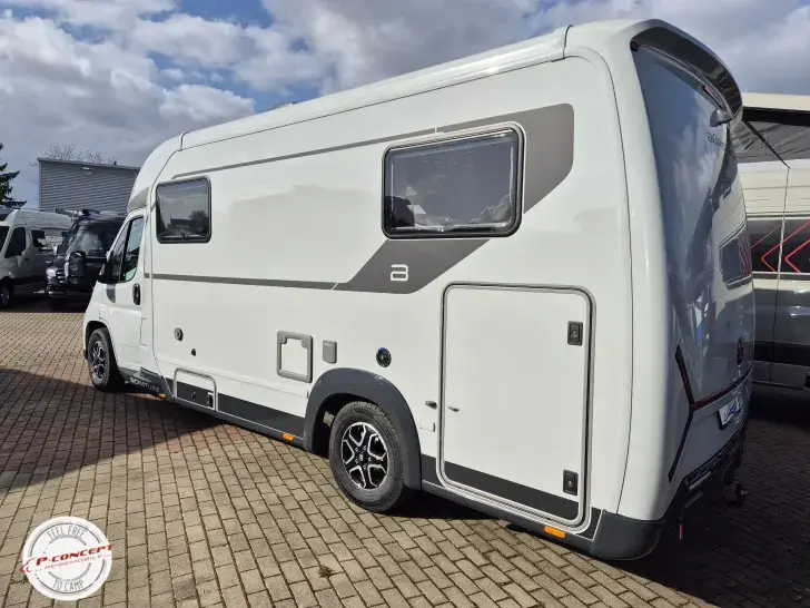 Fahrzeugbild Bürstner Signature SFT 7.0 AHK*3,5t #5