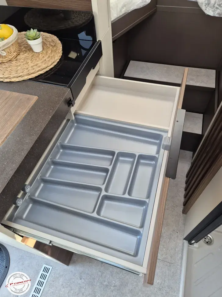 Fahrzeugbild Bürstner Signature SFT 7.0 AHK*3,5t #17