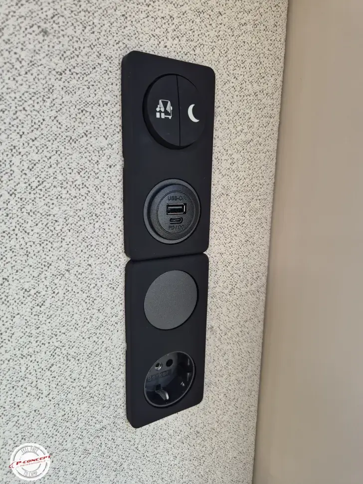 Fahrzeugbild Bürstner Signature SFT 7.0 AHK*3,5t #24