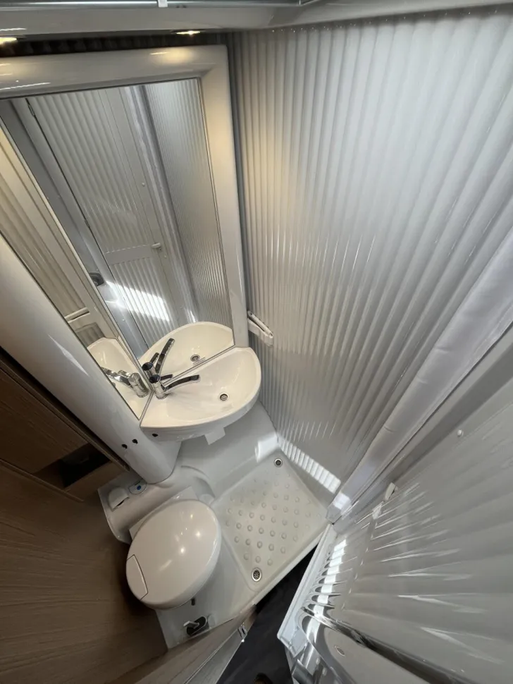 Fahrzeugbild Carado I 338 Edition 15 #11