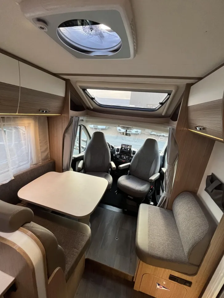 Fahrzeugbild Carado T 447 #8