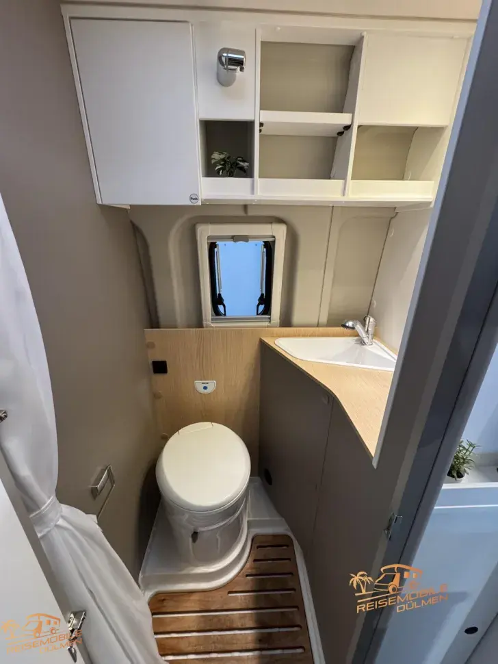 Fahrzeugbild LMC Innovan Pure 600 #21