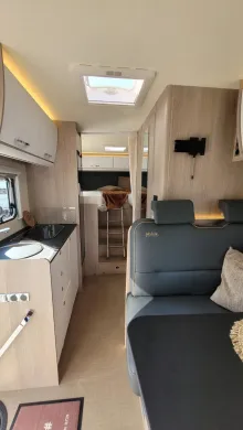 Fahrzeugbild Bürstner Lyseo Time Skyline Edition 690 G #14