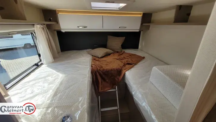 Fahrzeugbild Bürstner Lyseo Time Skyline Edition 690 G #24