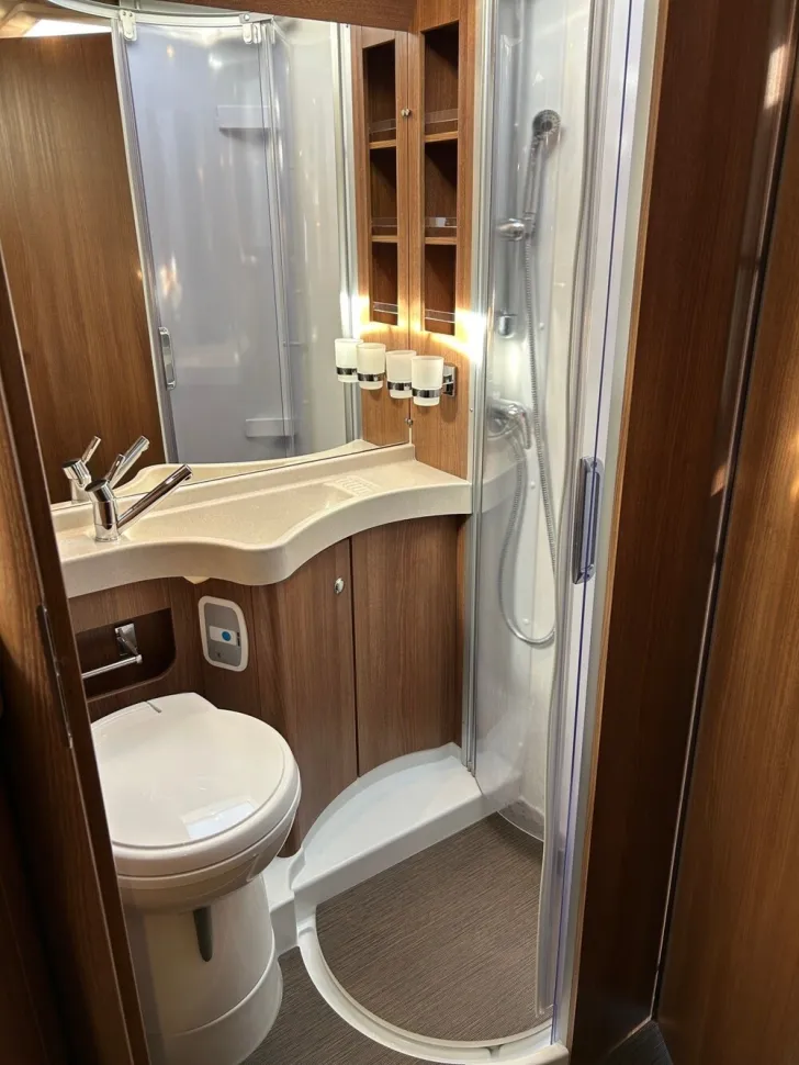 Fahrzeugbild Carthago C1-tourer T 143 KB LE #15