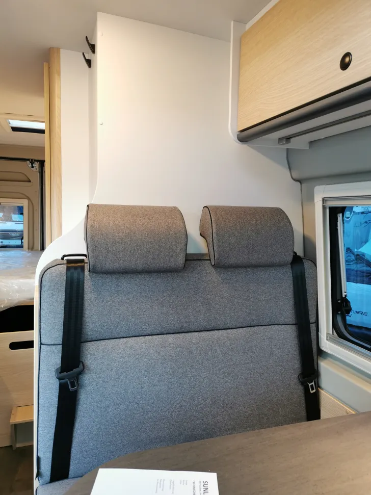 Fahrzeugbild Sunlight Camper Van Cliff 640 AHK Starr #9