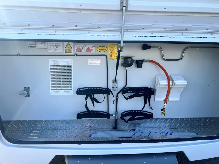 Fahrzeugbild Bürstner Averso Plus 520 TL #26