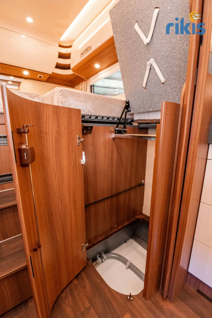 Fahrzeugbild Carthago chic e-line I 61 XL LE #24