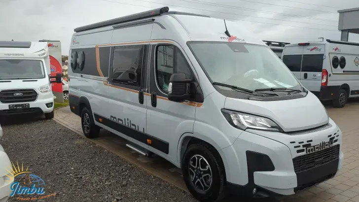 Seitlich Malibu Van Comfort 640 LE charming coupé