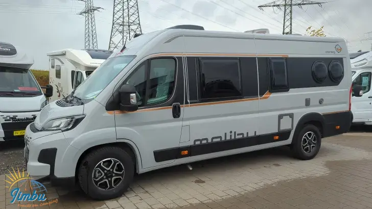 Schräg Vorne Malibu Van Comfort 640 LE charming coupé