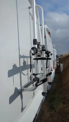 Schräg Vorne Malibu I 430 LE 140 PS / Schalter, 580 - 2105