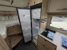 Fahrzeugbild Eura Mobil Profila RS PRS 695 EB 140PS/Dachklima/Fahrradträger/Markise #13