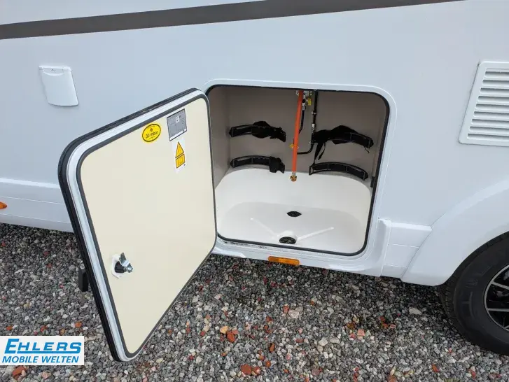Fahrzeugbild Eura Mobil Profila RS PRS 695 EB 140PS/Dachklima/Fahrradträger/Markise #27