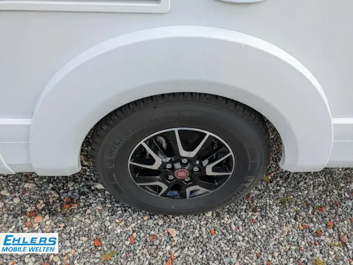 Fahrzeugbild Eura Mobil Profila RS PRS 695 EB 140PS/Dachklima/Fahrradträger/Markise #28