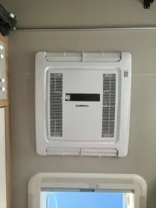 Fahrzeugbild Knaus Sport 400 LK soeben eingetroffen #11