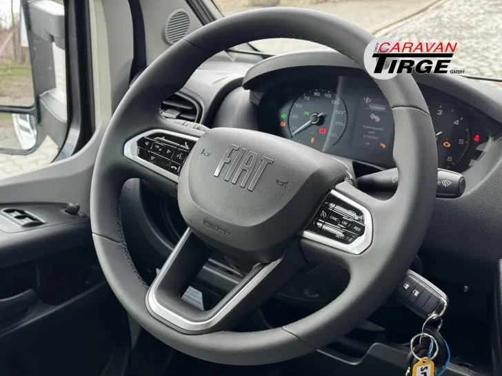 Fahrzeugbild Sunlight Adventure T 67 #11