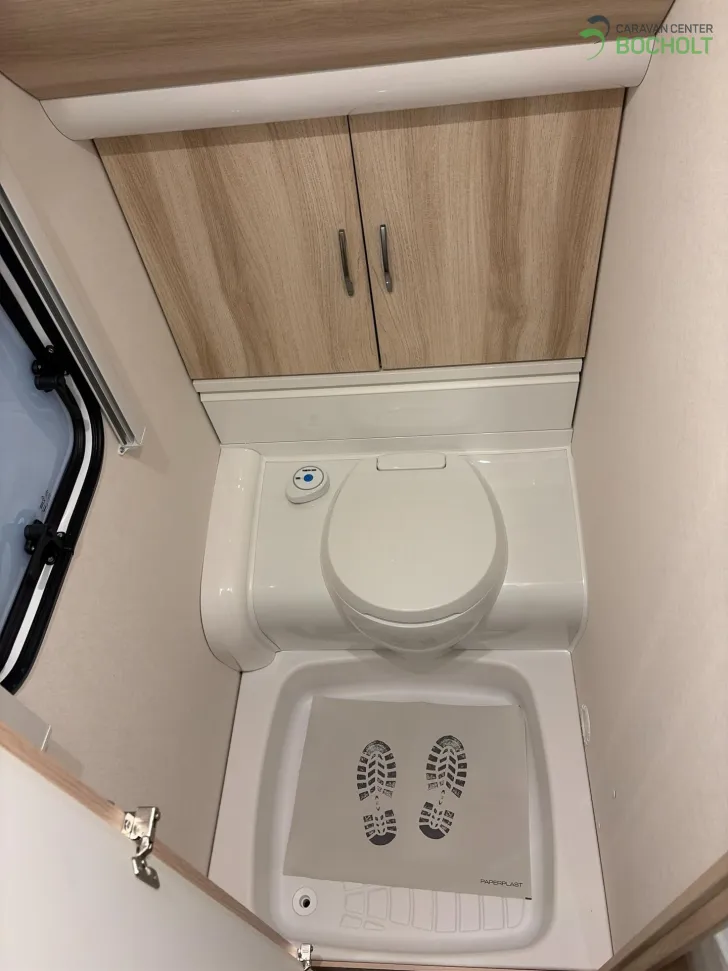 Fahrzeugbild Hobby De Luxe 460 UFe InterCaravaning Sondermodell #11