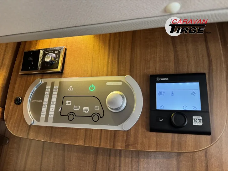 Fahrzeugbild Hymer Tramp CL 678 Hubstützenanlage,Golden Limited #19
