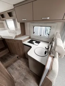 Fahrzeugbild Carado I 338 #9