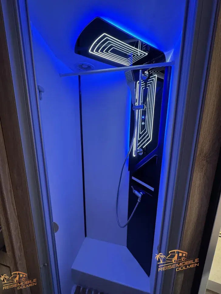 Fahrzeugbild Eura Mobil Integra Line 720 EB RFK ALDE #18