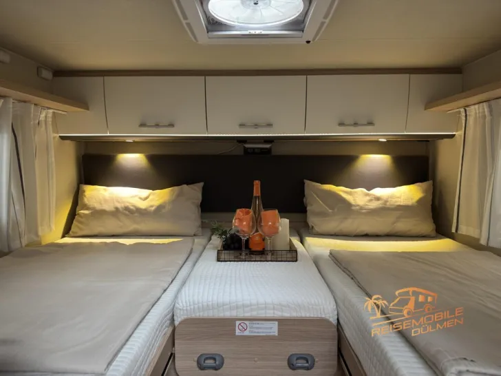 Fahrzeugbild Sunlight T 67 #20