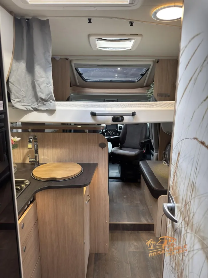 Fahrzeugbild Sunlight T 67 #29