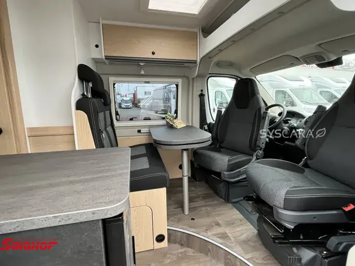 Fahrzeugbild Sunlight Cliff 600 inklusive AHK, Radio+ Rückfahrkamera #8