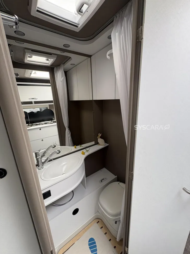 Fahrzeugbild Dethleffs c-go 465 KR up #10