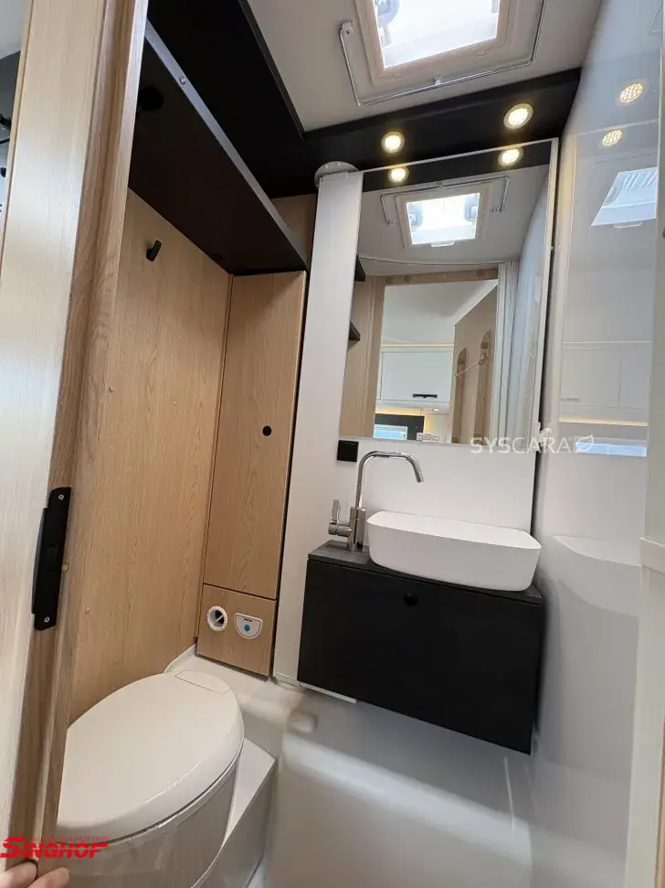 Fahrzeugbild Sunlight Adventure I 67S 140PS Automatik inkl Heckstützen #17