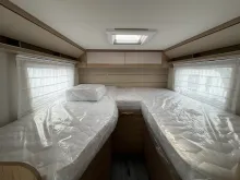 Fahrzeugbild LMC Cruiser 70 V 643 G #10