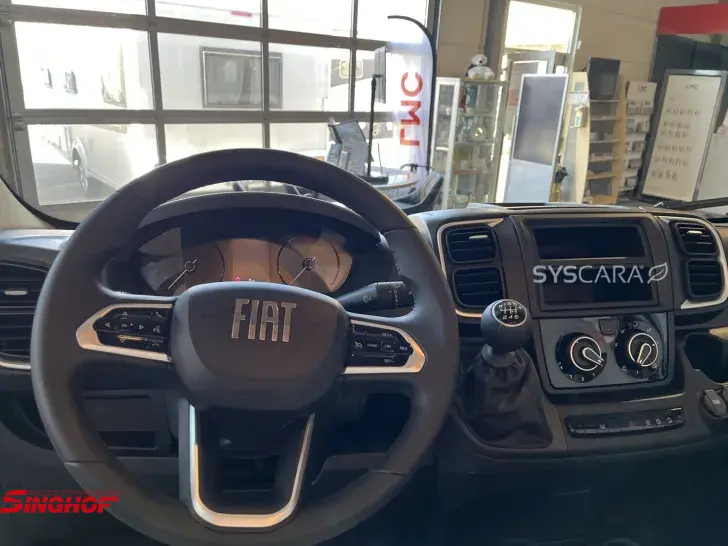 Fahrzeugbild LMC Innovan 70 603 #8