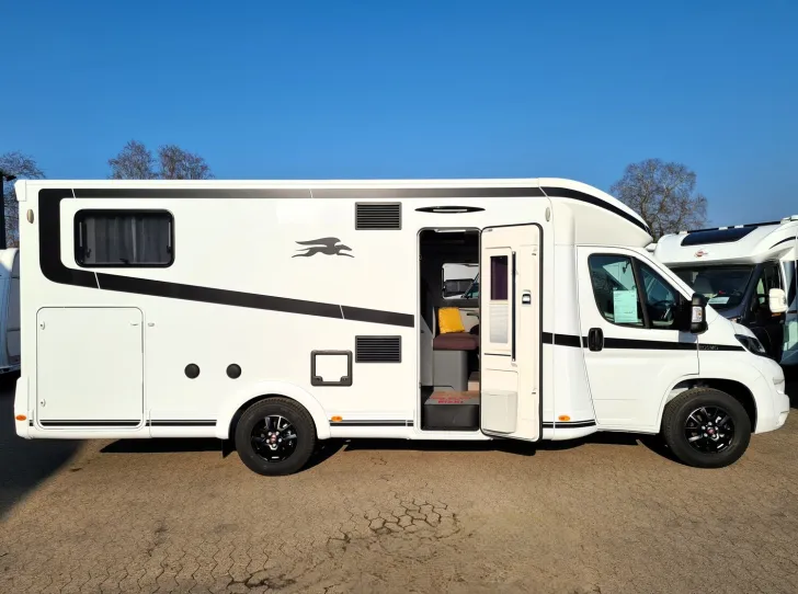 Fahrzeugbild Laika Kosmo L 409 *Pakete: Komfort +Design +Chassis* #6