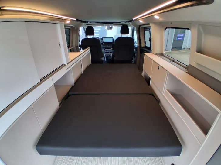 Fahrzeugbild Bürstner B66 UV 532 "Copa" *COPA" + Anhängerkupplung* #19
