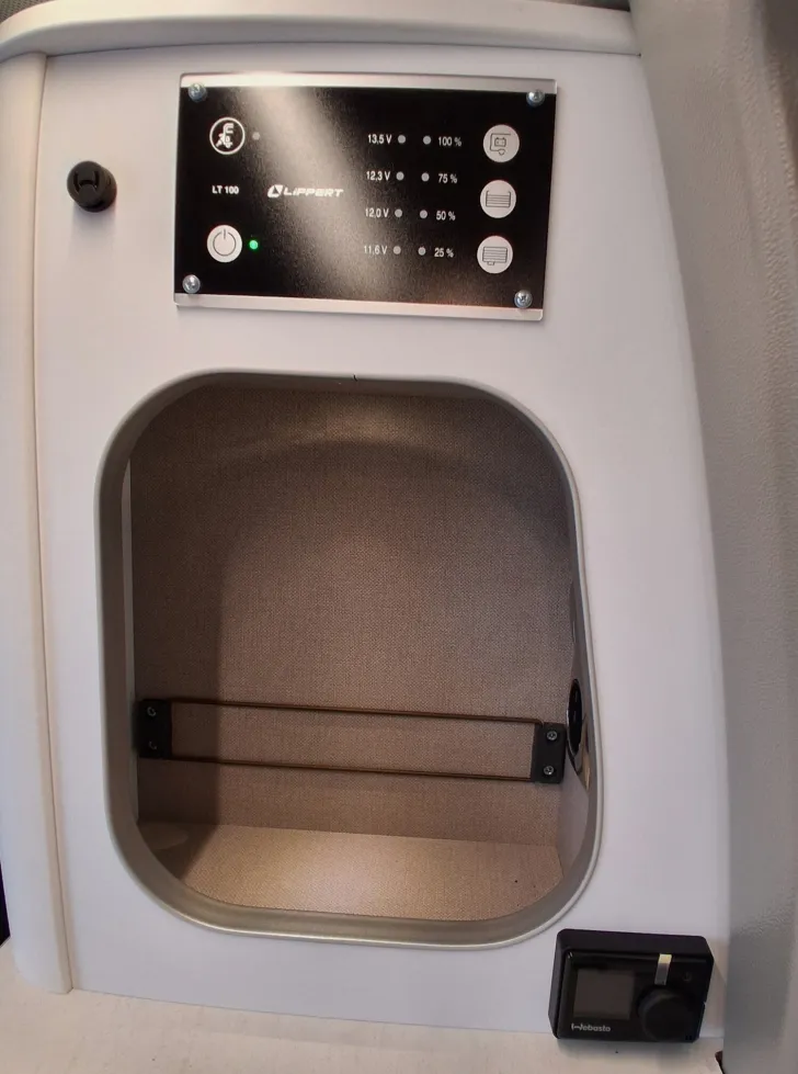 Fahrzeugbild Bürstner B66 UV 532 "Copa" *COPA" + Anhängerkupplung* #22