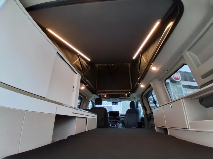 Fahrzeugbild Bürstner B66 UV 532 "Copa" *COPA" + Anhängerkupplung* #26