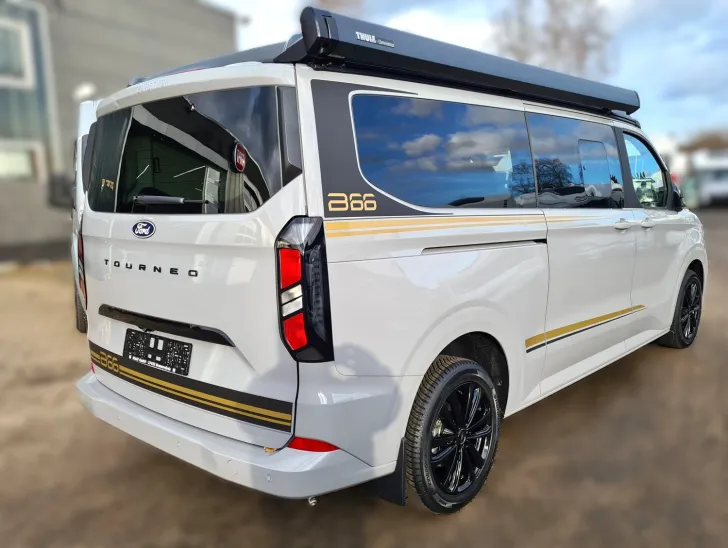 Fahrzeugbild Bürstner B66 UV 532 "Copa" *18" Alu mit Ganzjahresreifen* #8