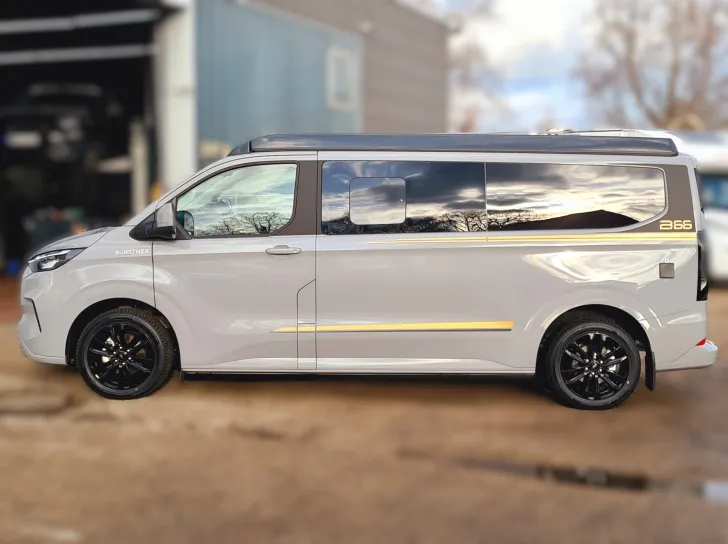 Fahrzeugbild Bürstner B66 UV 532 "Copa" *18" Alu mit Ganzjahresreifen* #10