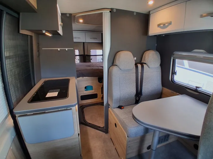 Fahrzeugbild Dethleffs Globetrail Advantage 600 DR Fiat *Aufstelldach schwarz* #10