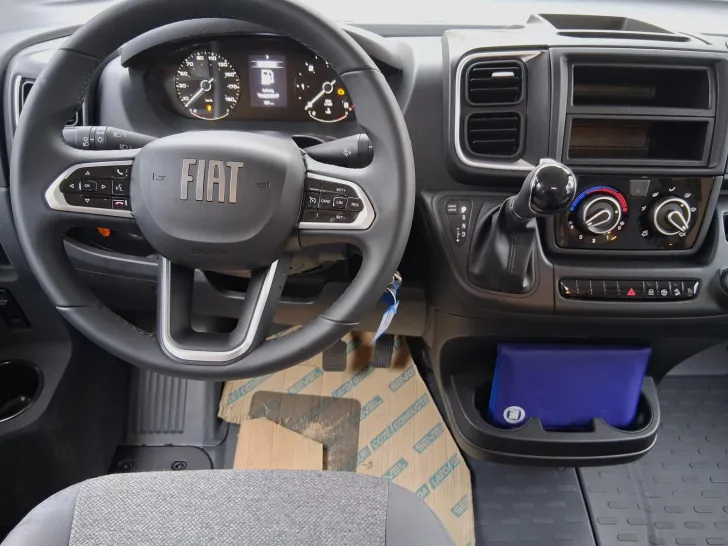 Fahrzeugbild Carado I 447 *pro + Paket*5. Sitzplatz* #12