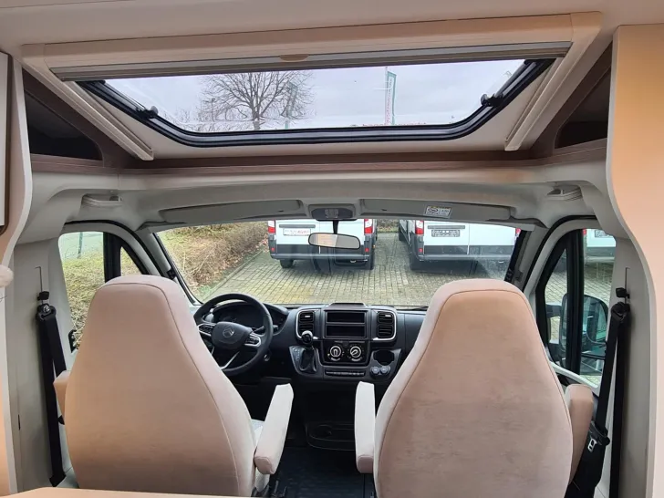 Fahrzeugbild Carado V 339 #15