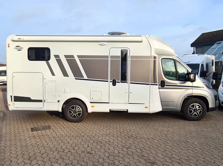 Fahrzeugbild Carado T 328 #5