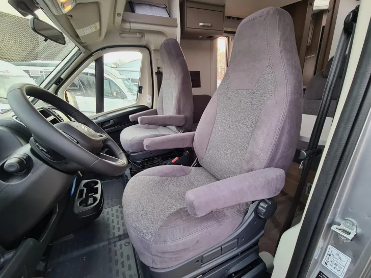 Fahrzeugbild Carado T 328 #11