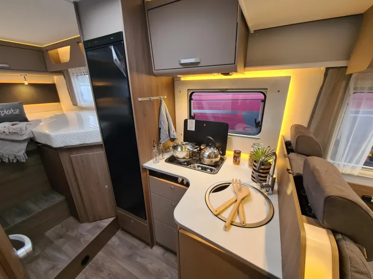 Fahrzeugbild Carado T 328 #18