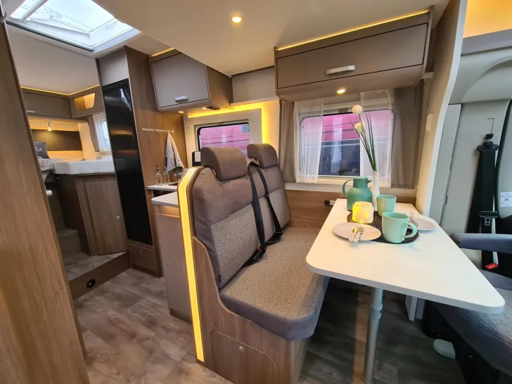 Fahrzeugbild Carado T 328 #27
