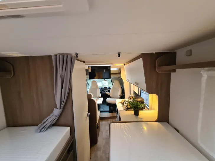 Fahrzeugbild Carado V 337 *pro+ Paket*Fahrradträger* #21