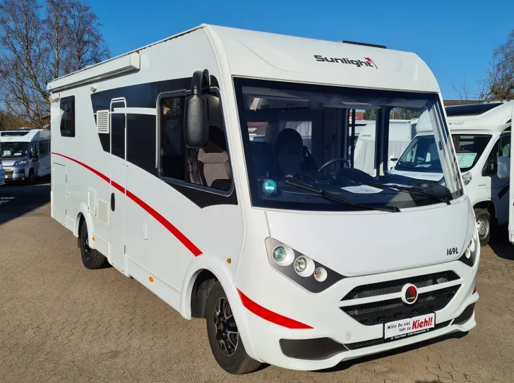 Fahrzeugbild Sunlight I 69 L *Queens-Bett*SAT*Solar*Lithium*1 .Hand* #4