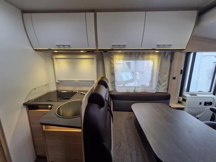 Fahrzeugbild Sunlight I 69 L *Queens-Bett*SAT*Solar*Lithium*1 .Hand* #21