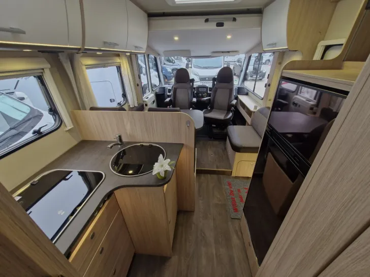 Fahrzeugbild Sunlight I 69 L *Queens-Bett*SAT*Solar*Lithium*1 .Hand* #30
